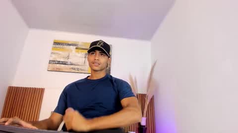 Zander online show from March 4, 1:17 pm