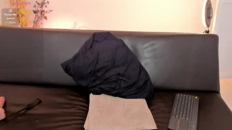 Zane Lux online show from May 17, 4:58 pm