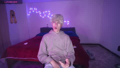 Tiiago Mallz online show from December 30, 8:54 am