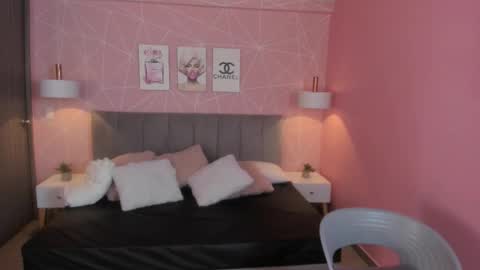 Zara Sweet  online show from March 20, 1:49 pm