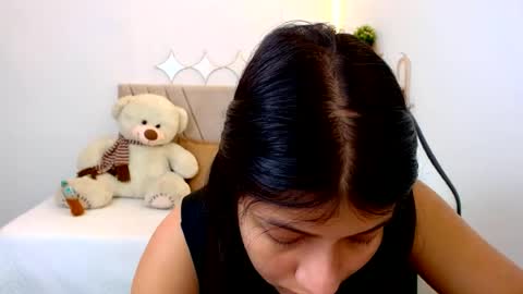 Snapshot of zara_cute18 chatting on July 6, 12:24 pm Zara online show from July 6, 12:24 pm