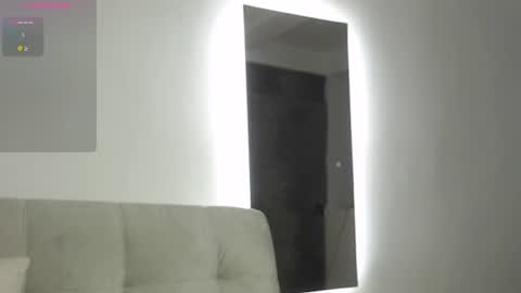Snapshot of zara_fox03 chatting on June 17, 12:46 am zara online show from June 17, 12:46 am