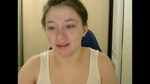 Snapshot of zara_golden chatting on January 3, 4:44 am chaturcum online show from January 3, 4:44 am
