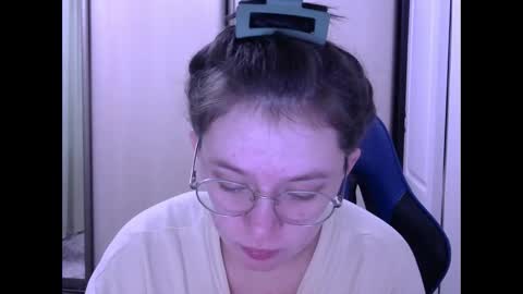 Snapshot of zara_golden chatting on January 8, 3:51 am chaturcum online show from January 8, 3:51 am