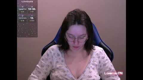 Snapshot of zara_golden chatting on February 27, 2:42 am chaturcum online show from February 27, 2:42 am
