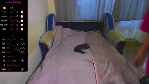 Snapshot of zara_golden chatting on October 8, 3:59 am chaturcum online show from October 8, 3:59 am