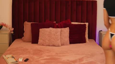 Zara online show from March 4, 6:36 pm