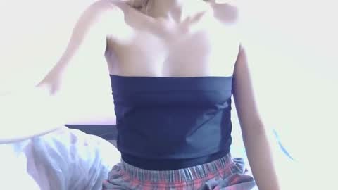 Snapshot of zara_play chatting on January 29, 10:22 pm Zara3 online show from January 29, 10:22 pm