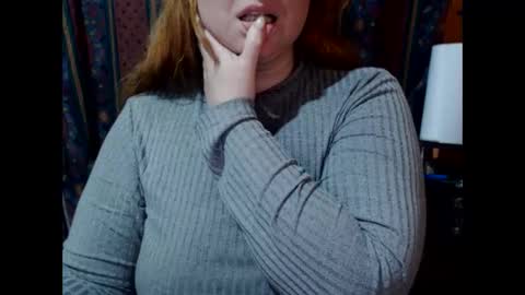 Snapshot of zara_red chatting on December 30, 7:11 pm Kate. if im not here im here foxy red333 online show from December 30, 7:11 pm
