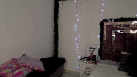 Zara online show from December 13, 12:31 am