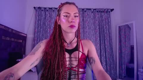 Zara online show from April 7, 4:13 am