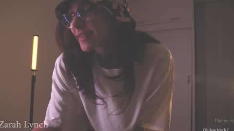 Miss Lynch   Next show  2911 online show from February 28, 12:55 am