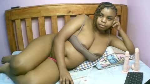 Snapshot of zariamonet chatting on July 16, 4:40 am zariamonet online show from July 16, 4:40 am