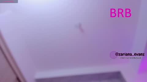 Snapshot of zarianaevanz chatting on January 4, 2:46 am Zariana online show from January 4, 2:46 am