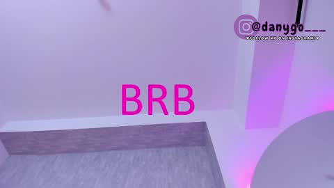 Snapshot of zarianaevanz chatting on January 28, 1:18 am Zariana online show from January 28, 1:18 am