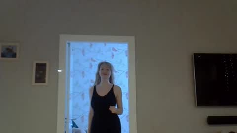 Zarina Swift online show from March 11, 5:02 am