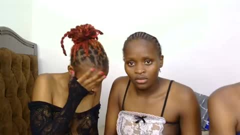 Snapshot of zariyah_ chatting on July 7, 6:47 am Zariyah online show from July 7, 6:47 am