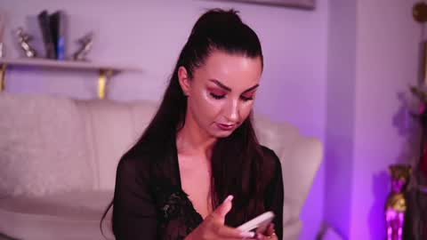 Mira online show from June 9, 3:07 am