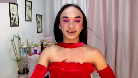 zaynelustts online show from December 16, 8:30 am