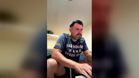 Snapshot of zeebraoso chatting on May 14, 1:56 am zeebraoso online show from May 14, 1:56 am