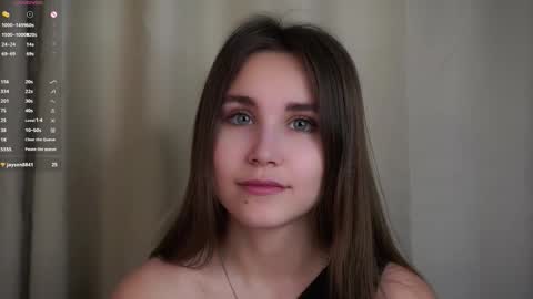 Emilia online show from November 9, 1:15 am