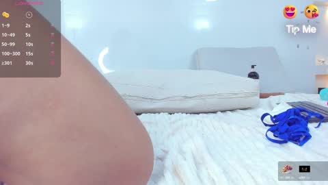 Zenda Evans online show from March 4, 10:02 am