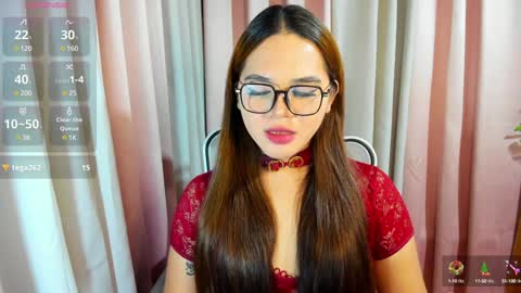 Snapshot of zendaya_amore chatting on December 2, 7:38 pm Zendaya online show from December 2, 7:38 pm