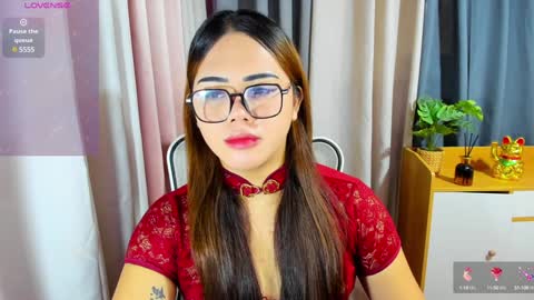 Snapshot of zendaya_amore chatting on January 15, 5:29 am Zendaya online show from January 15, 5:29 am