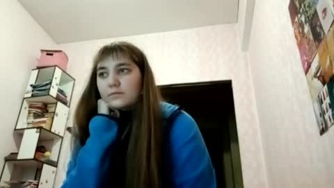 zeniabrossoit online show from May 21, 12:34 pm
