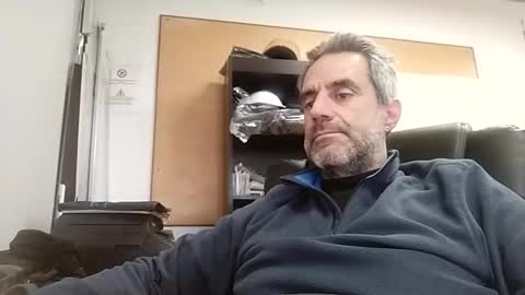 Snapshot of zenikk chatting on February 13, 1:29 pm zenikk online show from February 13, 1:29 pm