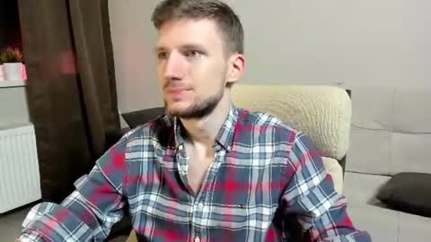 Snapshot of zepanl chatting on July 28, 8:45 pm Andrew online show from July 28, 8:45 pm