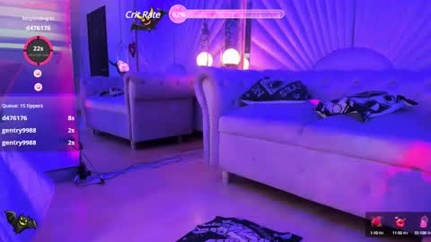 Snapshot of zephirah_abney chatting on March 9, 9:25 pm online show from March 9, 9:25 pm