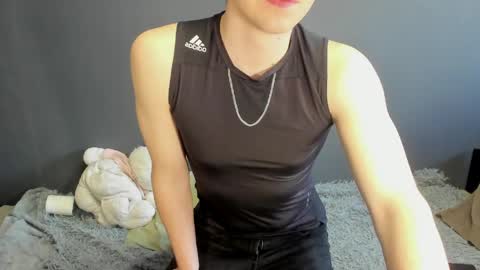 Snapshot of zeriixx chatting on April 8, 1:49 am Ethan online show from April 8, 1:49 am