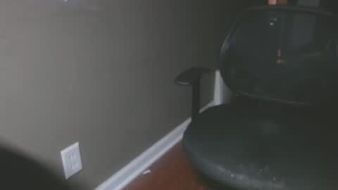 Snapshot of zerozero5555 chatting on February 20, 12:30 am bambi cumslut online show from February 20, 12:30 am