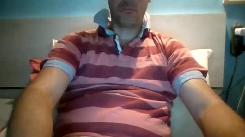 Snapshot of zeus00811 chatting on September 24, 4:49 am zeus online show from September 24, 4:49 am