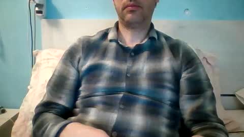 Snapshot of zeus00811 chatting on March 7, 5:15 am zeus online show from March 7, 5:15 am