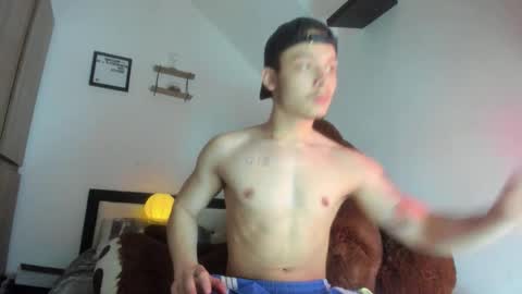 zeus online show from January 17, 10:02 pm