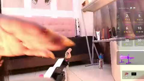 Snapshot of zhamira_21 chatting on July 24, 9:35 pm ZHAMIRA ANDRES online show from July 24, 9:35 pm