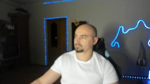 Ziesh online show from April 17, 4:43 pm