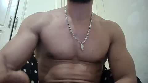 Snapshot of zigfrid666 chatting on March 19, 6:39 am zigfrid666 online show from March 19, 6:39 am
