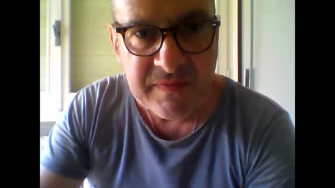 Snapshot of zino9372 chatting on September 16, 1:01 pm zino9372 online show from September 16, 1:01 pm