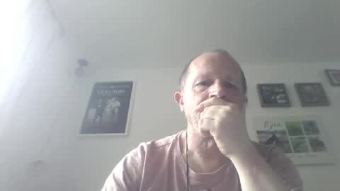 Snapshot of zippi55 chatting on April 5, 8:22 am Zippi online show from April 5, 8:22 am