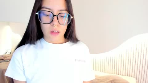 zoe_blunt_one online show from May 15, 11:17 am