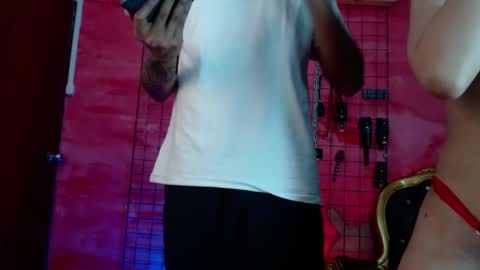 zoe_ferrer7 online show from April 19, 2:55 am