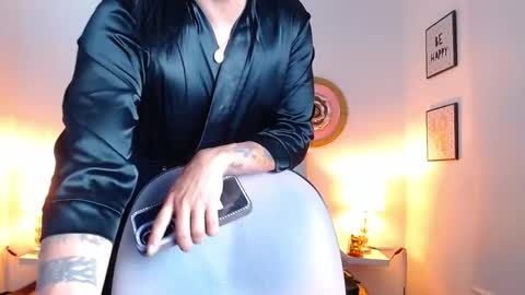 zoe_hecate online show from May 16, 12:18 am