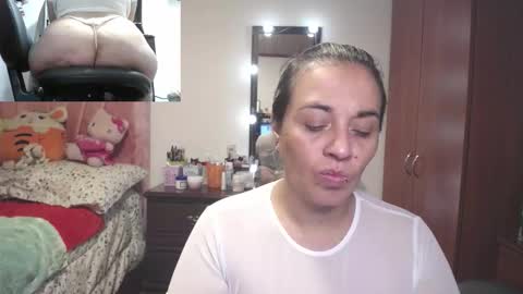 Snapshot of zoe_hotxxx chatting on February 2, 1:54 pm zoe hotxxx online show from February 2, 1:54 pm