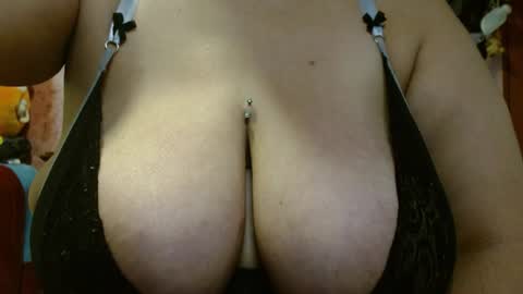 Snapshot of zoe_hotxxx chatting on July 3, 2:01 pm zoe hotxxx online show from July 3, 2:01 pm
