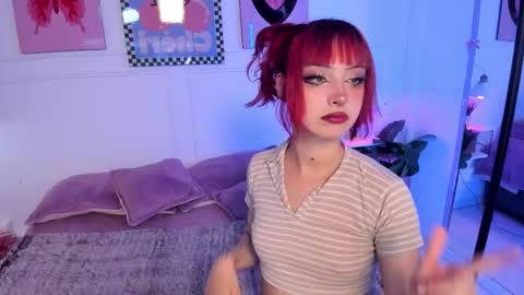 Zoe Lynch online show from February 4, 11:38 am