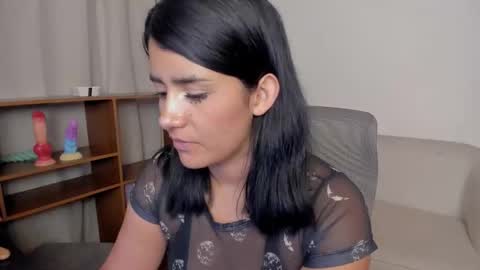 Snapshot of zoe_wattson chatting on April 12, 2:16 am Zoe online show from April 12, 2:16 am