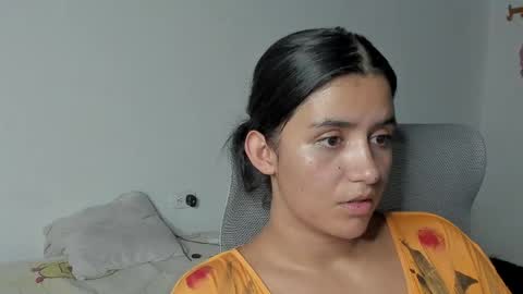 Snapshot of zoe_wattson chatting on May 20, 12:17 am Zoe online show from May 20, 12:17 am